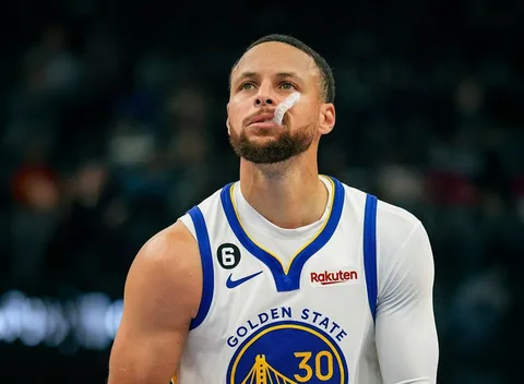 A basketball player lining up a free throw